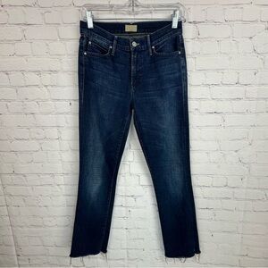 MOTHER The Rascal Ankle Snippet Fray Jean Size 26 Mid Dark Wash